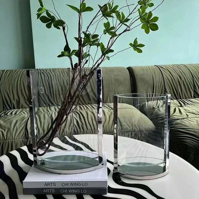 Modern clear glass vase with metal base for home decoration and hydroponics design