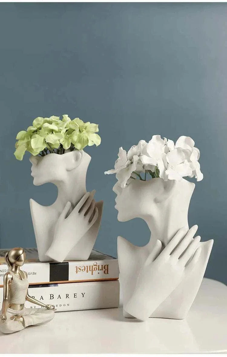 Modern ceramic woman body model vase with flowers for home decor