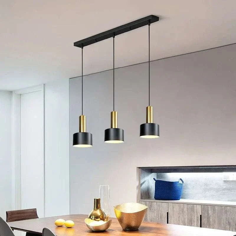 Nordic Simple Three-Chandelier Lamp with black and gold metal pendant lights over dining table minimalist modern lighting fixture